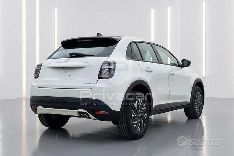 Usata Fiat 600 101 CV (74 kW) 2024 Bianco SUV