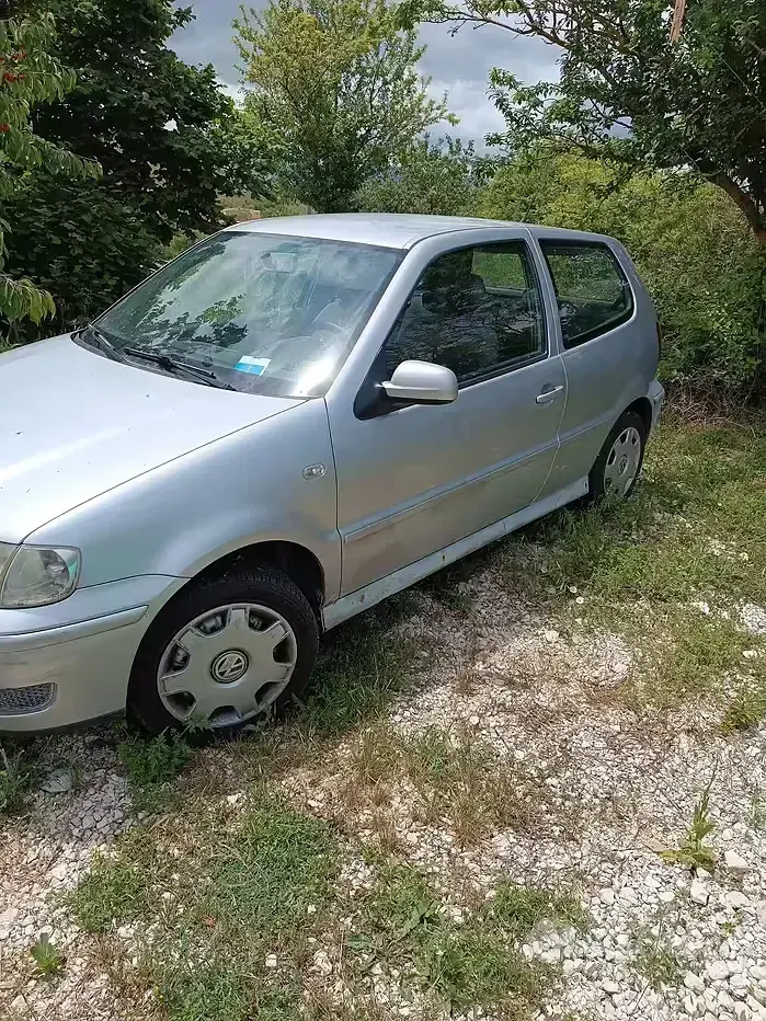 Usata VW Polo 75 CV (55 kW) 2004 Grigio Utilitaria