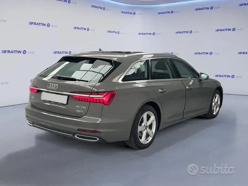 Usata Audi A6 Business 204 CV (150 kW) 2023 Grigio scuro Station wagon