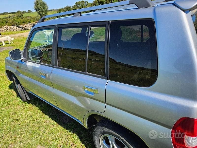 Usata Mitsubishi Pajero 2005 Grigio SUV