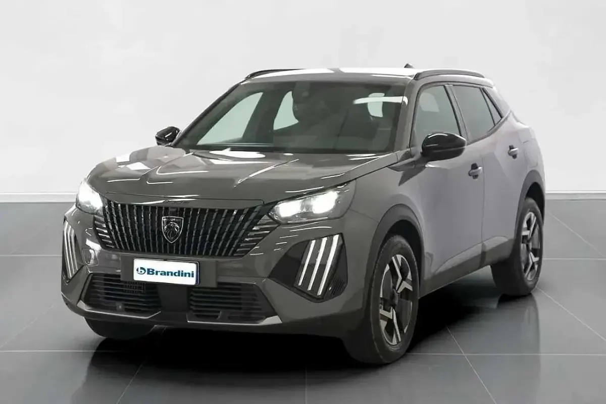 Usata Peugeot 2008 Allure 102 CV (75 kW) 2026 SUV