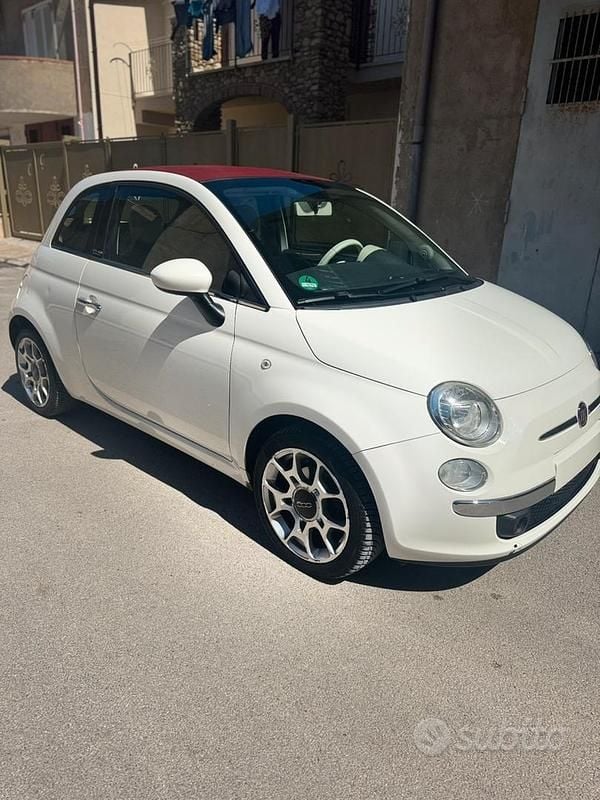 Bianco Usata 2011 Fiat 500 Cabrio | 5550 € - Immagine 1/4