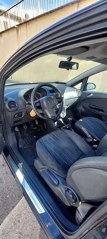 Usata Opel Corsa Eco 75 CV (55 kW) 2010 Utilitaria