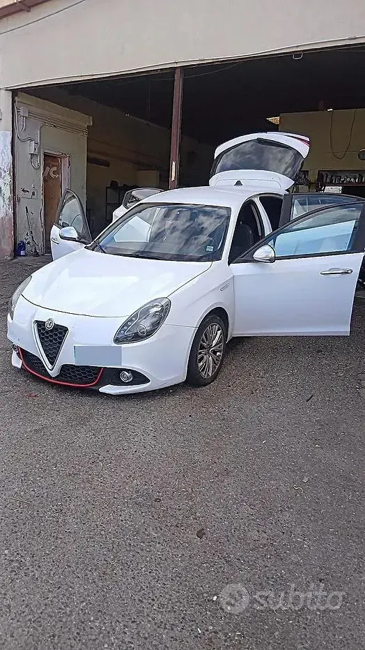 Second-hand Alfa Romeo Giulietta 109 CP (80 kW) 2017 Hatchback