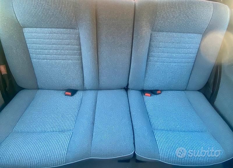Usata VW Golf II 87 CV (63 kW) 1989 Rosso Utilitaria