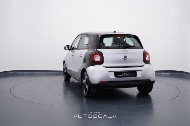 Usata Smart ForFour Passion 71 CV (52 kW) 2018 Argento Utilitaria