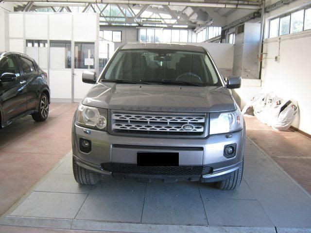 Usata Land Rover Freelander 2 SE 190 CV (139 kW) 2012 Argento SUV