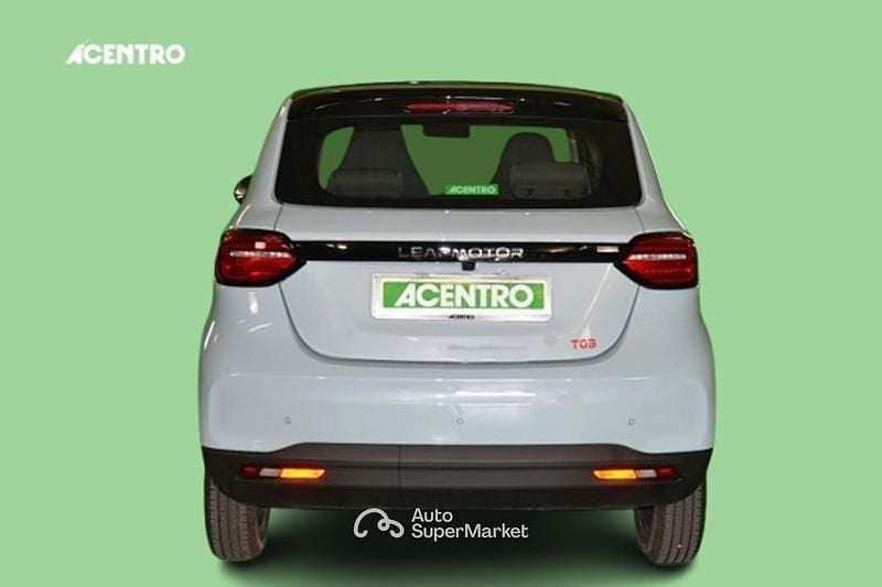 Usata Leapmotor T03 38 kW (52 CV) 2024 Argento Utilitaria