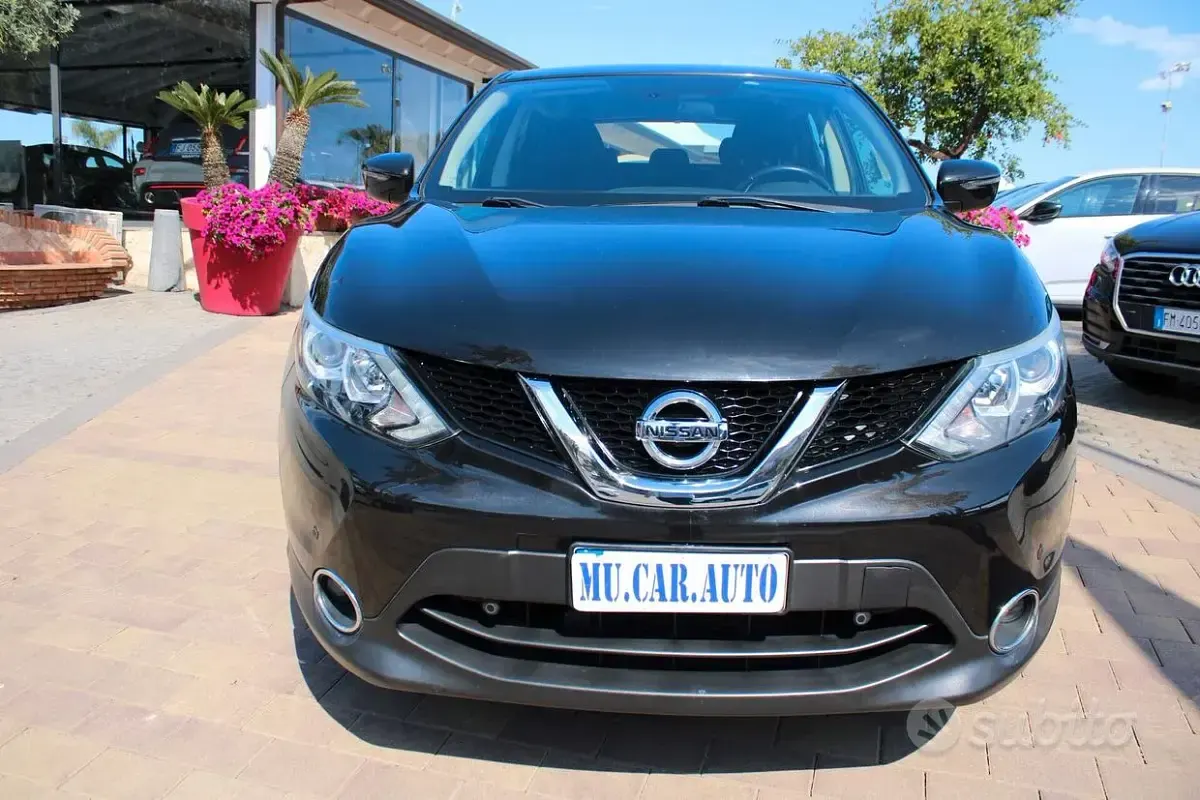Usata Nissan Qashqai Visia 116 CV (85 kW) 2015 Nero SUV