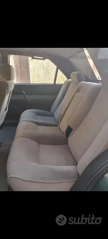 Usata Alfa Romeo 164 145 CV (106 kW) 1989 Verde Berlina