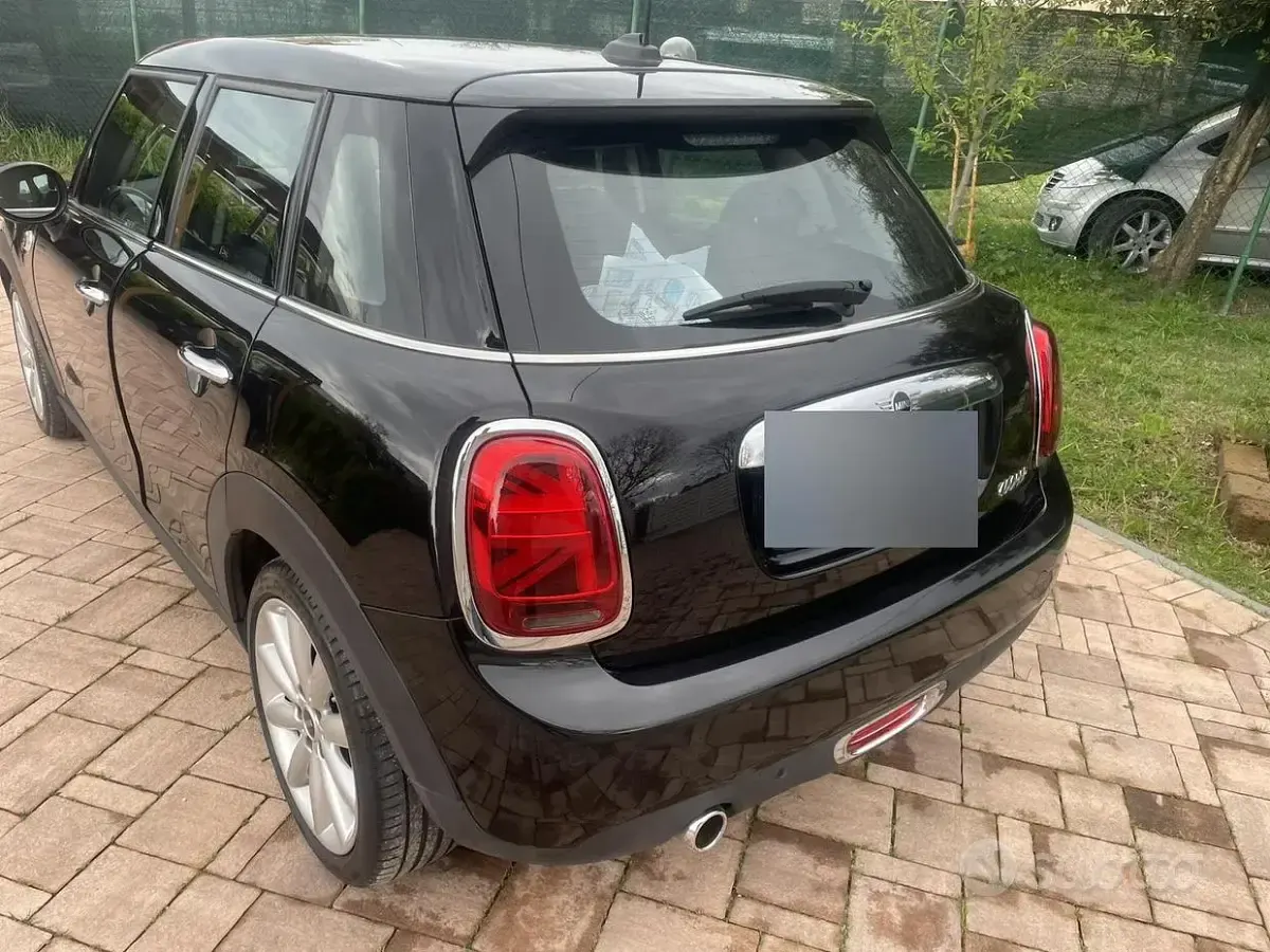 Usata Mini Cooper 136 CV (100 kW) 2020 Nero Utilitaria
