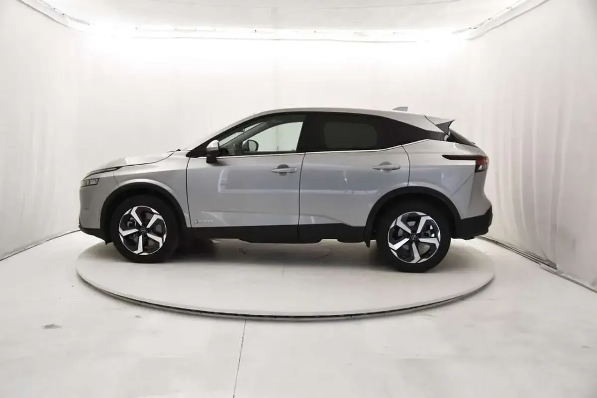 Usata Nissan Qashqai N-Connecta 190 CV (139 kW) 2023 Grigio SUV