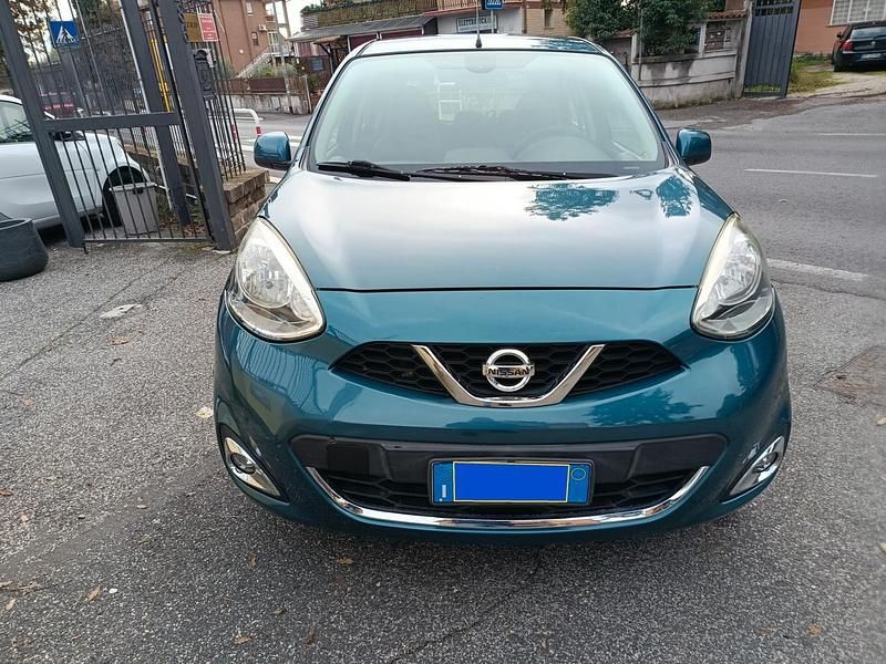 Usata Nissan Micra Tekna 80 CV (58 kW) 2013 Blu Berlina