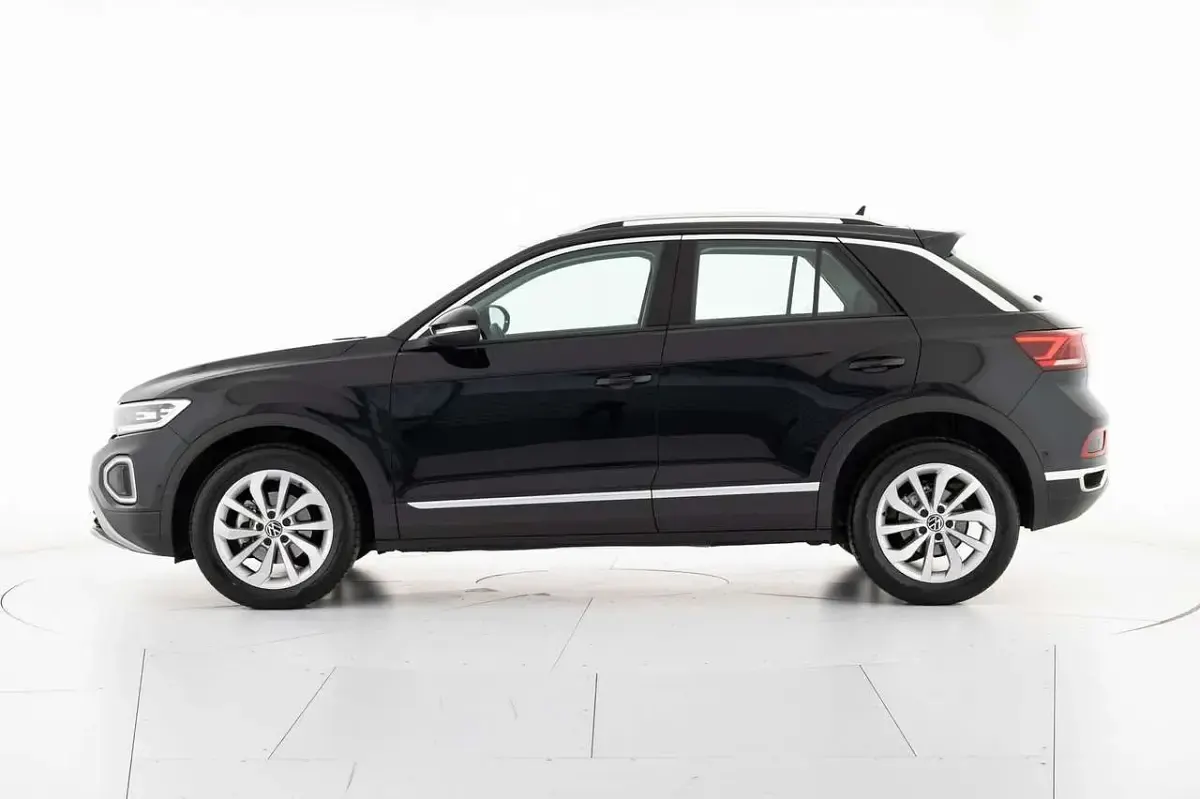 Usata VW T-Roc Style 116 CV (85 kW) 2025 Nero SUV
