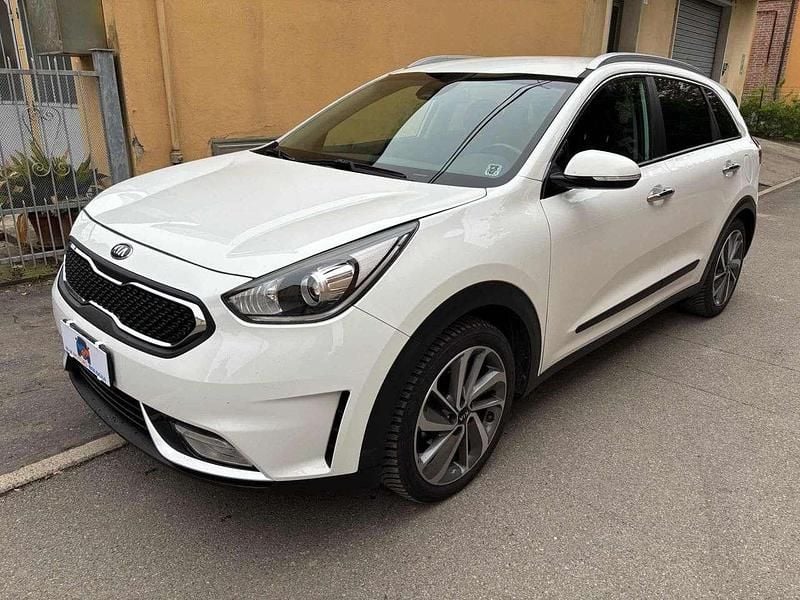 Bianco Usata 2018 Kia Niro Style SUV | 12.190 € (Buon prezzo) - Immagine 1/4