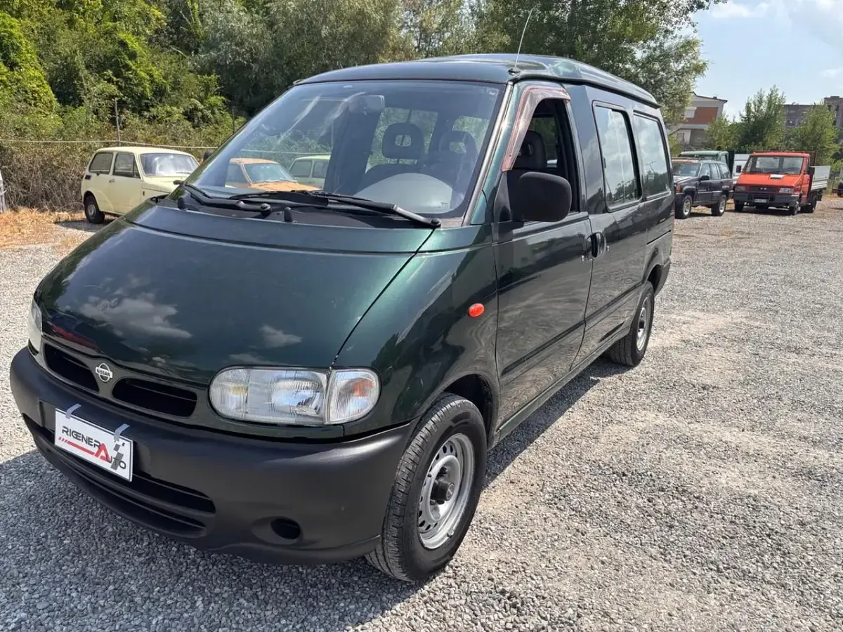 Usata Nissan Vanette 81 CV (59 kW) 2003 Verde