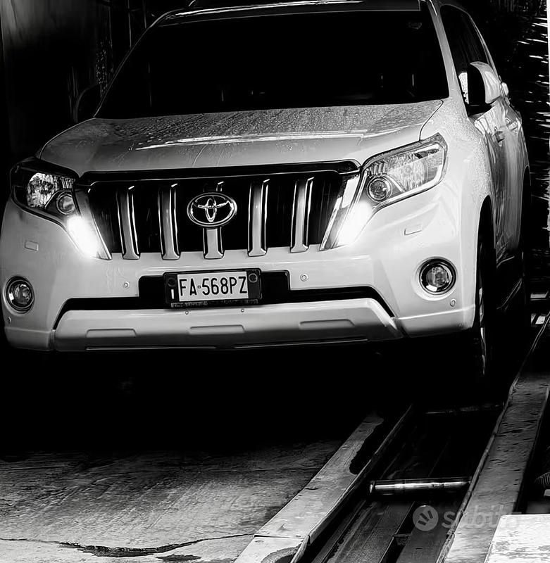 Usata Toyota Land Cruiser 2015 Bianco Station wagon