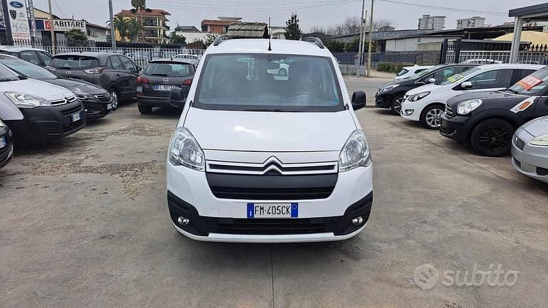 Usata Citroën Berlingo 99 CV (72 kW) 2017 Bianco Monovolume