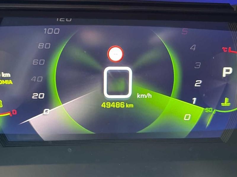 Usata Peugeot 2008 Allure 131 CV (96 kW) 2022 Bianco SUV