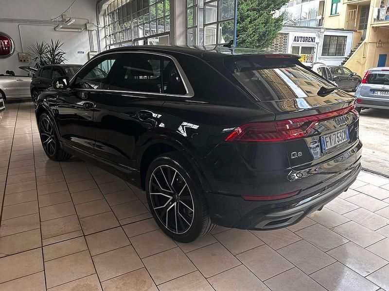 Usata Audi Q8 S-Line 286 CV (210 kW) 2019 Nero SUV