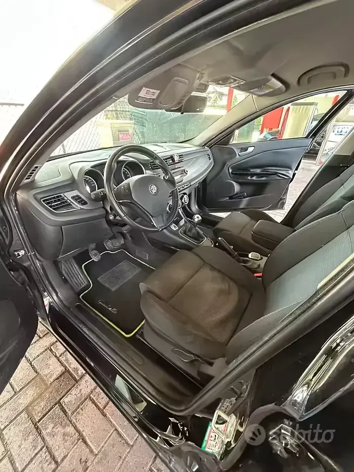 Usata Alfa Romeo Giulietta 170 CV (125 kW) 2010 Nero Utilitaria