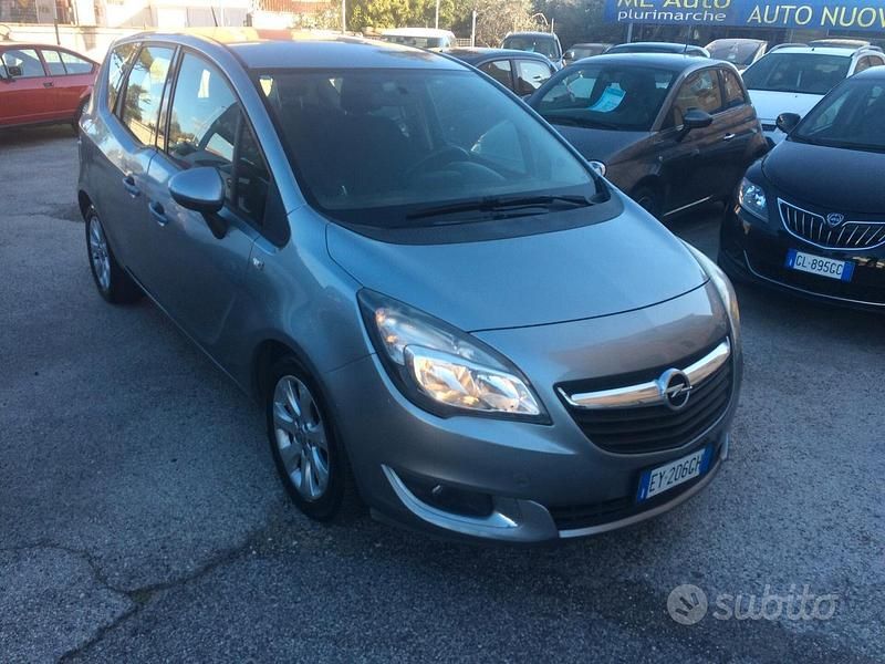 Usata Opel Meriva 95 CV (69 kW) 2015 Grigio Monovolume