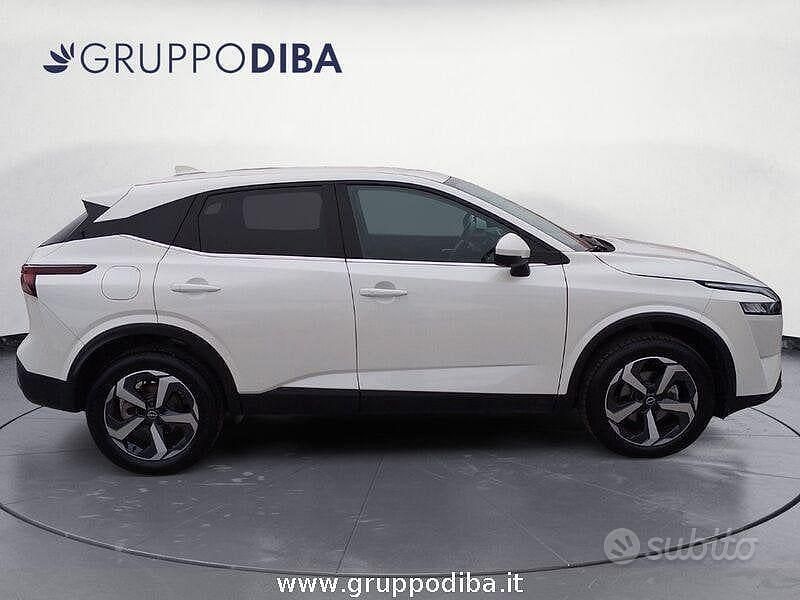 Usata Nissan Qashqai N-Connecta 158 CV (116 kW) 2024 Bianco SUV