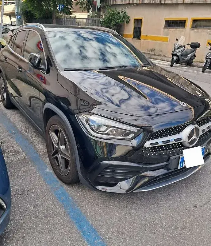 Usata Mercedes GLA200 150 CV (110 kW) 2020 SUV