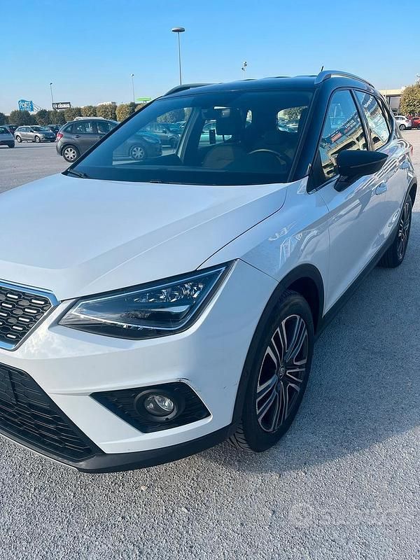 Usata Seat Arona XCELLENCE 90 CV (66 kW) 2021 Bianco SUV