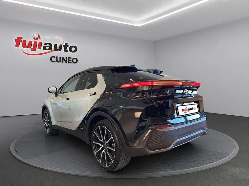 Usata Toyota C-HR Sport 268 CV (197 kW) 2023 Precious silver & black met SUV