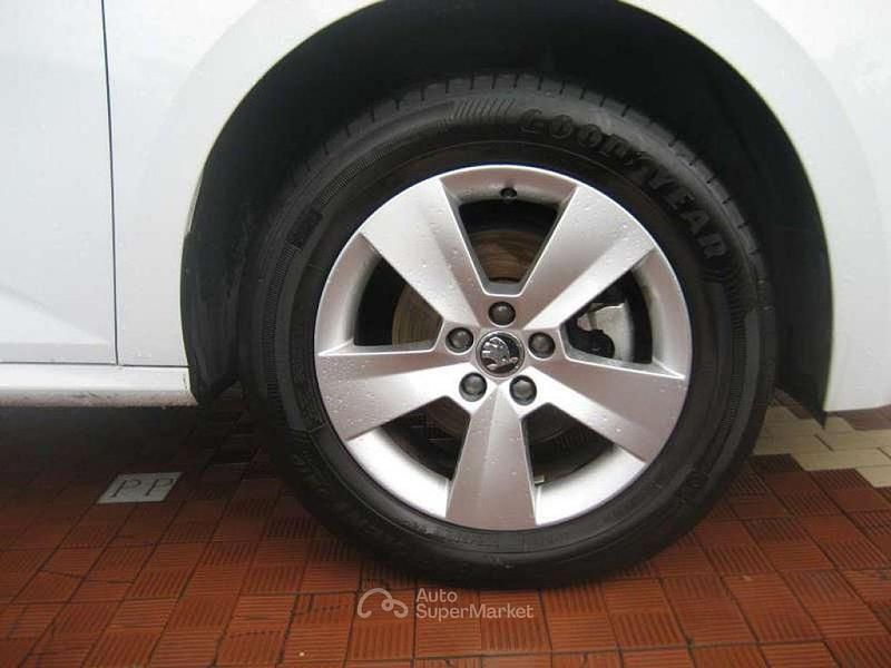 Usata Skoda 110 R Ambition 110 CV (80 kW) 2022 Bianco Station wagon