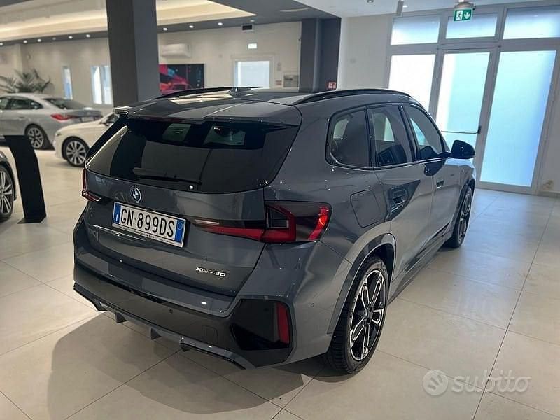 Usata BMW iX1 M Sport 230 kW (313 CV) 2023 Grigio SUV