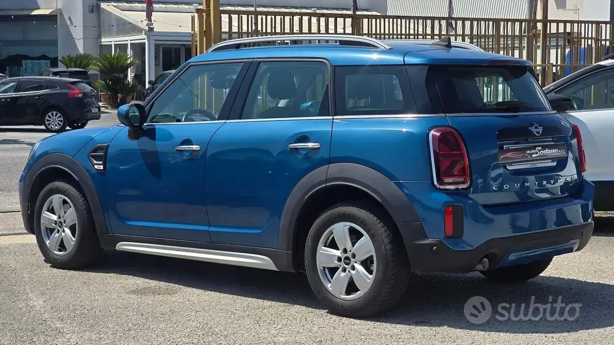 Usata Mini One D Countryman Business 116 CV (85 kW) 2021 Bluazzurro SUV