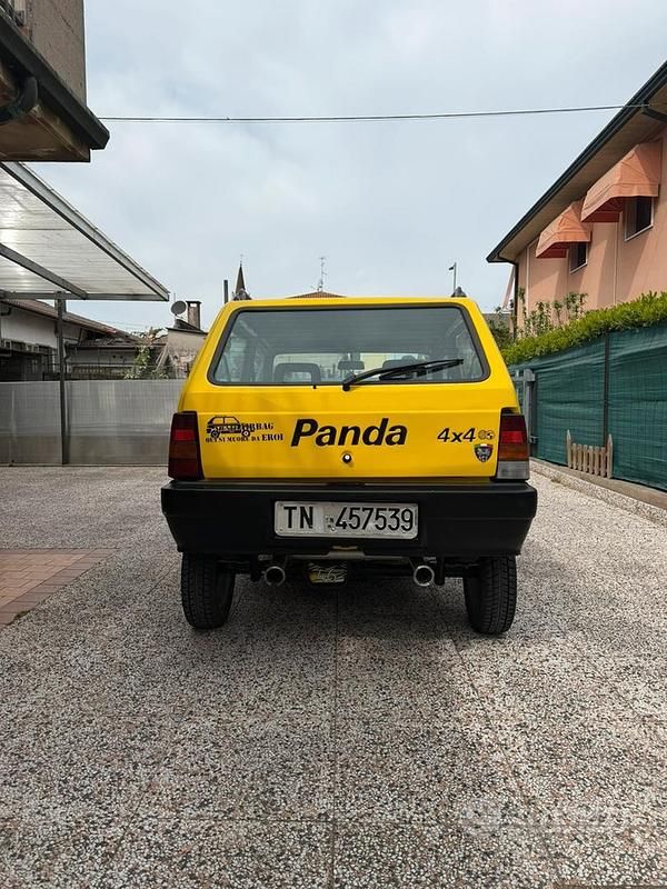 Usata Fiat Panda 4x4 50 CV (36 kW) 1988 Giallo Utilitaria