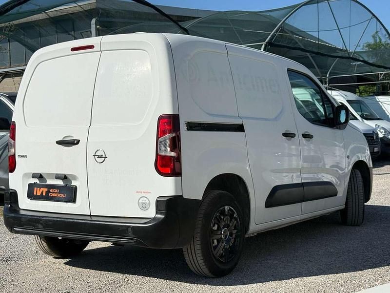 Occasion Opel Combo 101 ch (74 kW) 2019 Blanc Monospace