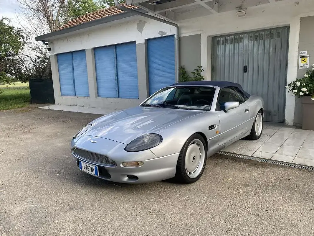 Usata Aston Martin DB7 334 CV (245 kW) 1998 Argento Cabrio