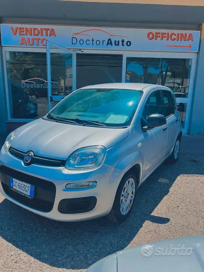 Usata Fiat Panda Easy 69 CV (50 kW) 2020 Grigio Utilitaria