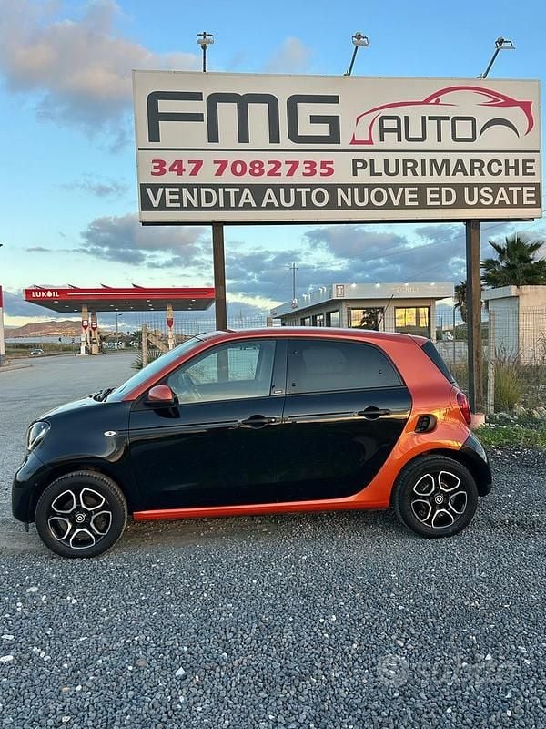 Nero Usata 2018 Smart ForFour Passion Utilitaria | 12.500 € (Buon prezzo) - Immagine 1/4