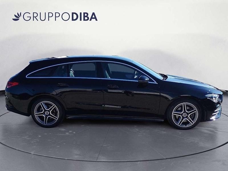 Usata Mercedes CLA200 Shooting Brake Premium 163 CV (119 kW) 2023 Nero Station wagon