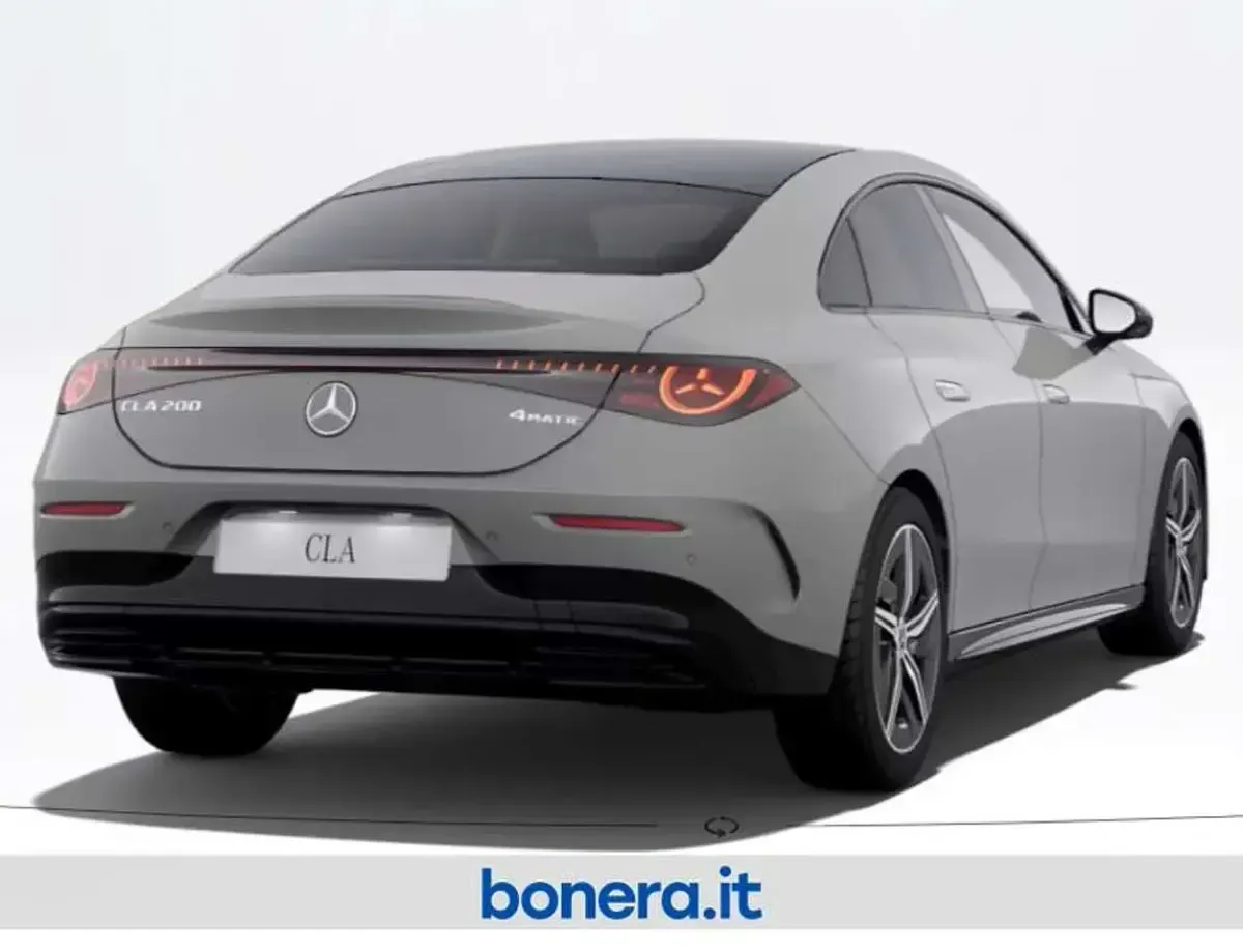 Nuova Mercedes CLA200 Advanced Plus 163 CV (119 kW) 2026 Grigio alpi standard manufaktu Berlina