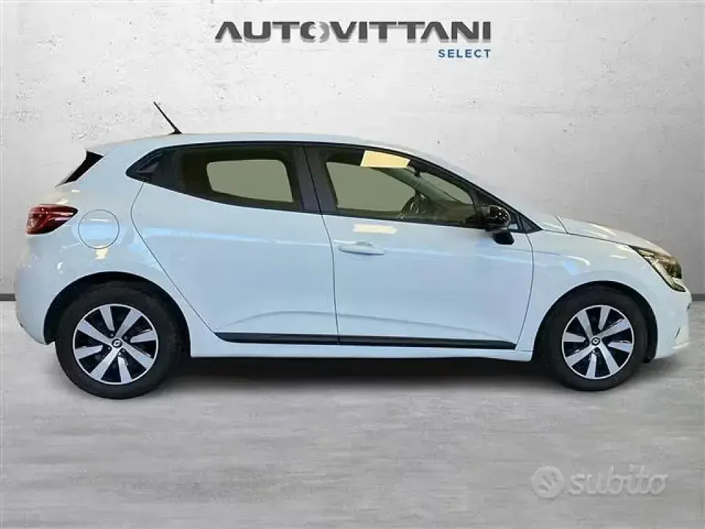 Usata Renault Clio V Equilibre 101 CV (74 kW) 2023 Bianco Berlina