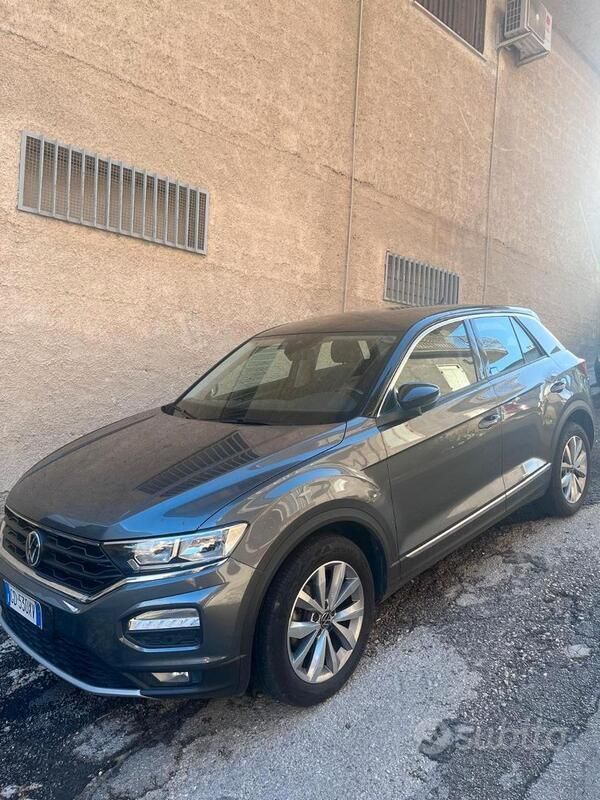 Usata VW T-Roc 2021 Grigio SUV