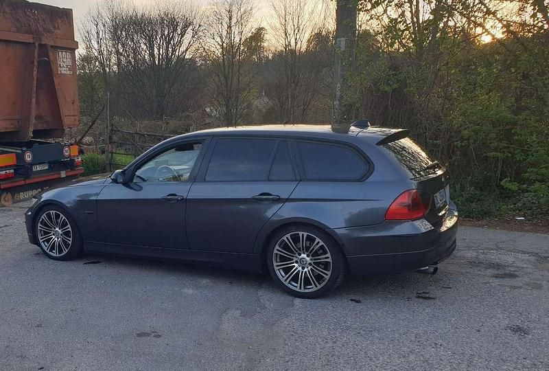 Usata BMW 320 Comfort Edition 163 CV (119 kW) 2007 Station wagon