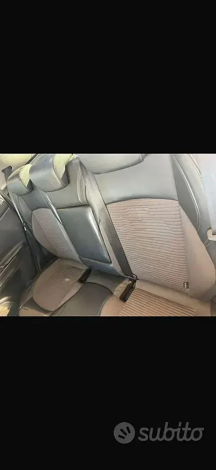 Usata Alfa Romeo Giulietta 105 CV (77 kW) 2013 Bianco Utilitaria