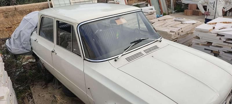 Usata Alfa Romeo Giulia Ti 84 CV (61 kW) 1966 Bianco Berlina