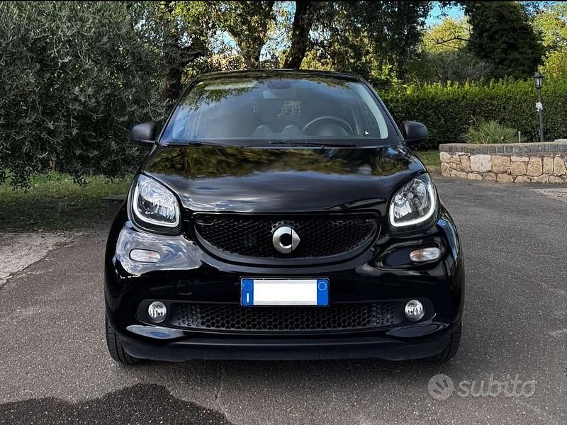 Nero Usata 2020 Smart ForFour Passion Due volumi | 12.500 € (Buon prezzo) - Immagine 1/4