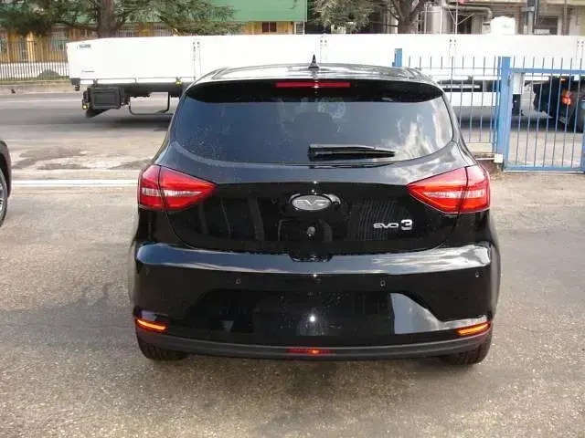 Nuova EVO Evo 3 112 CV (82 kW) 2026 Nero SUV