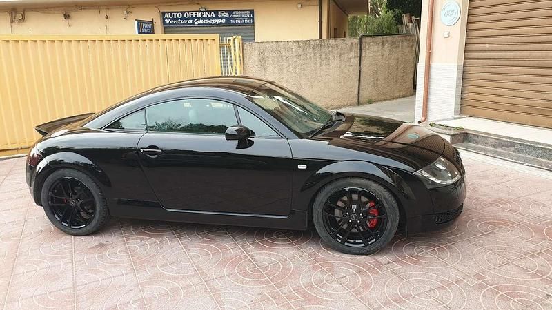 Usata Audi TT 180 CV (132 kW) 1999 Nero Coupé