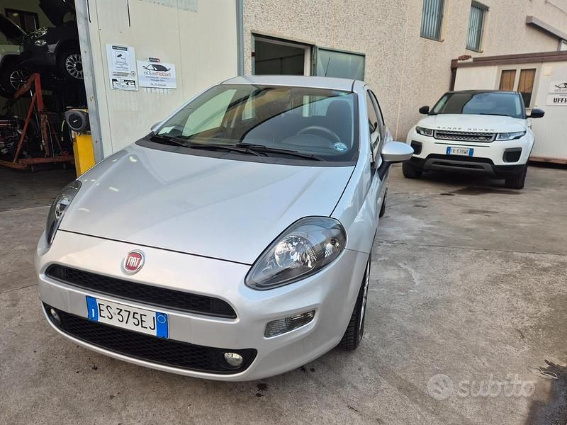 Usata Fiat Punto 75 CV (55 kW) 2013 Grigio Utilitaria