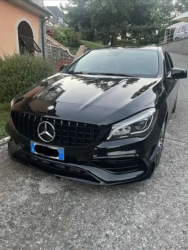 Usata Mercedes CLA200 Shooting Brake Night 136 CV (100 kW) 2017 Station wagon